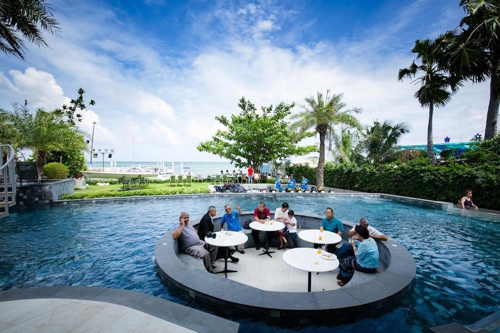 Worita Cove Hotel Na Chom Thian Bagian luar foto