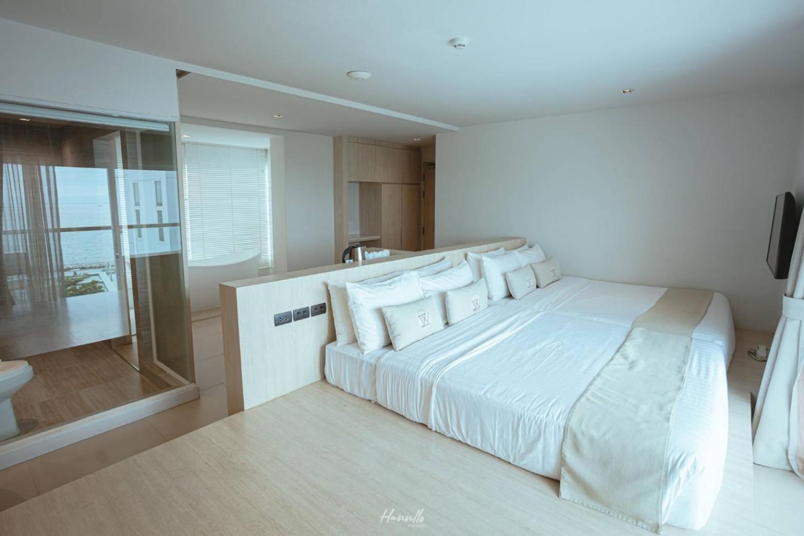 Worita Cove Hotel Na Chom Thian Bagian luar foto